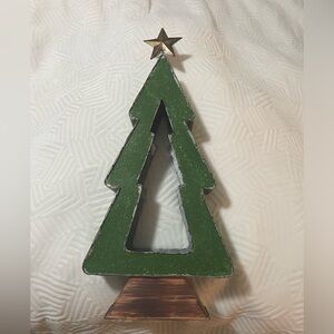 Metal cutout Christmas tree decor